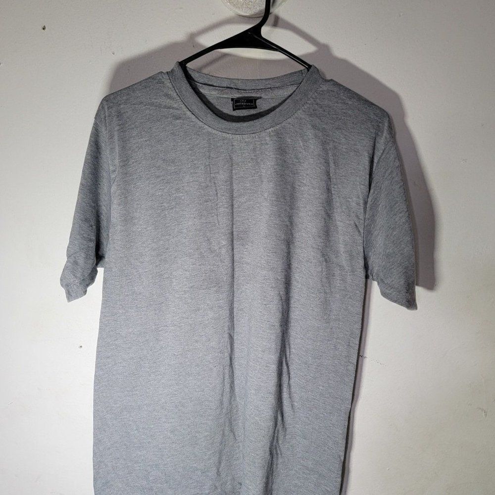 United USA Mens Gray Khaki Short Sleeve Round Neck T Shirt Size Large Lot Of 2